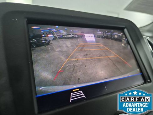 Used 2021 Chevrolet Equinox LT w/ LPO, Cargo Package AWD/4WD image 22