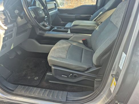 Certified 2021 Ford F150 XLT w/ Equipment Group 302A High image 15