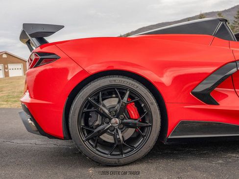 Used 2021 Chevrolet Corvette Stingray Convertible 3LT Z51 w/ Z51 Performance Package image 10