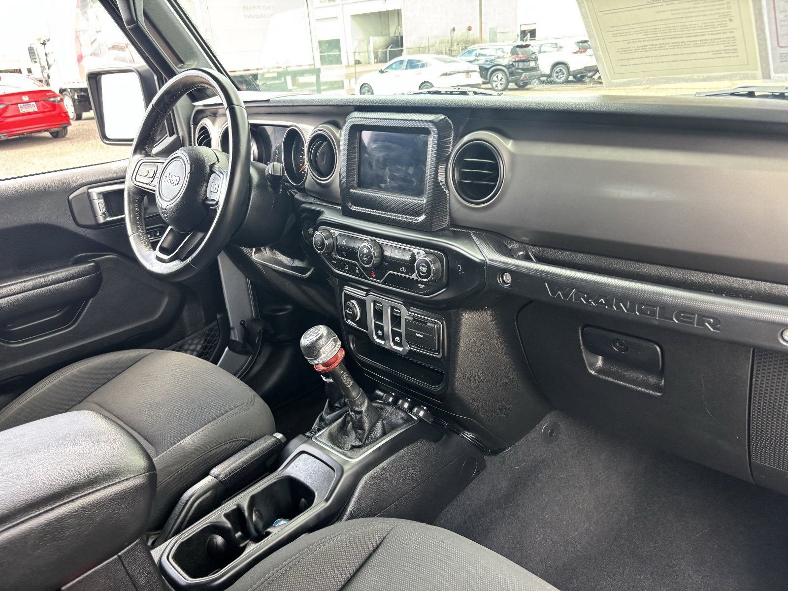 Used 2020 Jeep Wrangler Sport AWD/4WD image 13