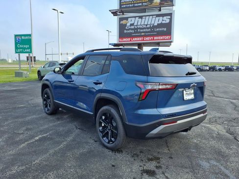 New 2026 Chevrolet Equinox LT w/ Midnight Edition FWD image 6