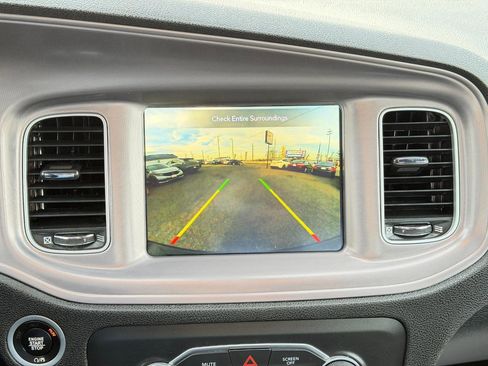 Used 2023 Dodge Charger SXT image 22