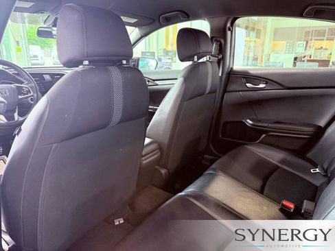 Used 2020 Honda Civic Sport image 22
