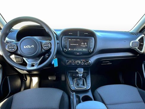 Certified 2023 Kia Soul LX w/ LX Technology Package image 15