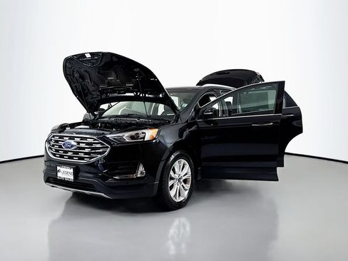 Used 2020 Ford Edge Titanium w/ Cargo Accessory Package FWD image 18