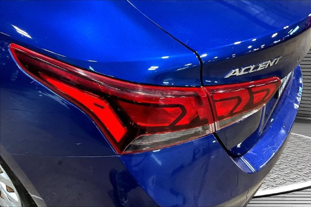 Used 2020 Hyundai Accent SE FWD image 21