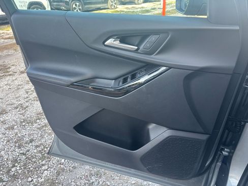 Used 2025 Chevrolet Equinox LT image 20