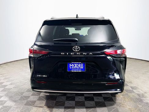 New 2026 Toyota Sienna Limited AWD/4WD image 7