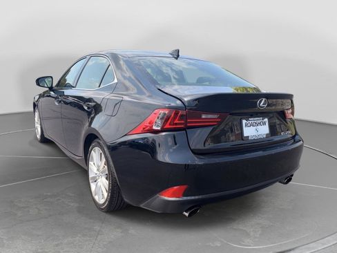 Used 2015 Lexus IS 250 RWD image 3