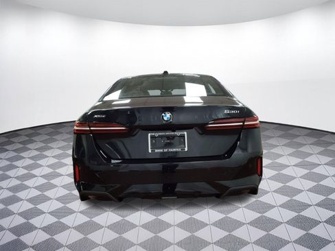 New 2026 BMW 530i xDrive w/ Executive Package AWD/4WD image 9