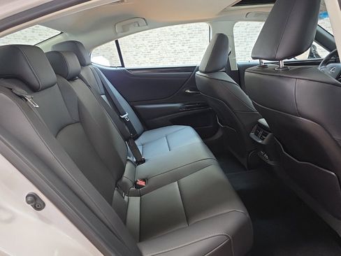 Used 2023 Lexus ES 350 w/ Accessory Package (Z1) image 24