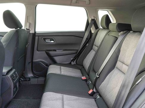 New 2026 Nissan Rogue SV w/ Cold Weather Package FWD image 20