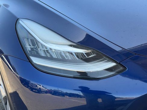 Used 2022 Tesla Model Y Long Range AWD/4WD image 21