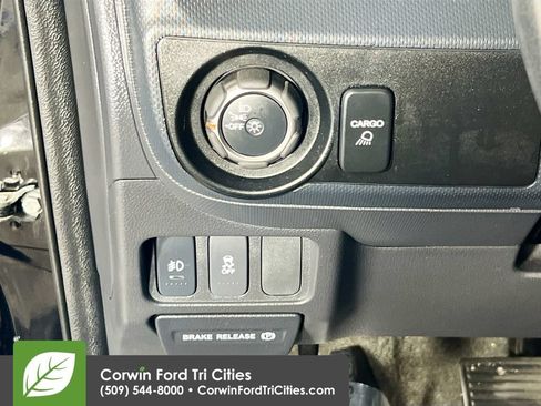Used 2013 Honda Ridgeline RTL image 18
