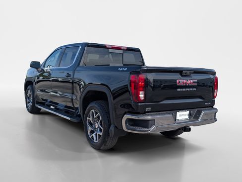 New 2026 GMC Sierra 1500 SLE w/ Preferred Package AWD/4WD image 4