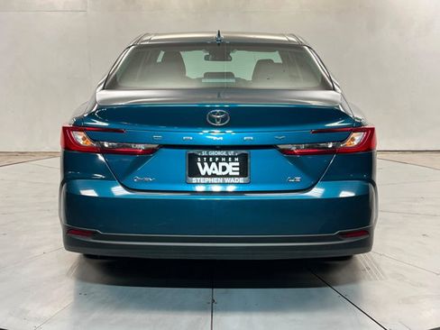 Used 2025 Toyota Camry LE FWD image 4