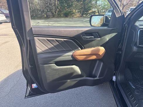 New 2026 GMC Canyon AT4 image 19