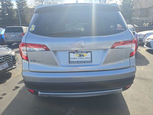 Used 2020 Honda Pilot EX image 5