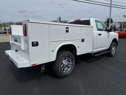 New 2024 RAM 2500 Tradesman w/ Chrome Appearance Group