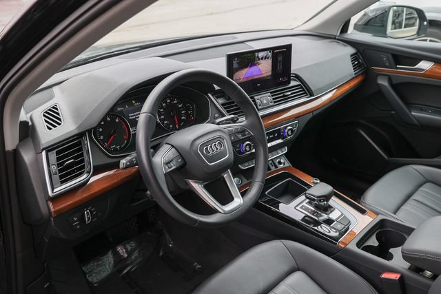 Certified 2023 Audi Q5 2.0T Premium w/ Convenience Package AWD/4WD image 38