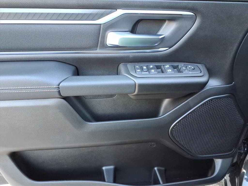 New 2026 RAM 1500 Big Horn AWD/4WD image 15