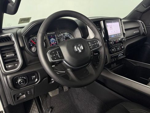 Used 2025 RAM 1500 Big Horn RWD image 21