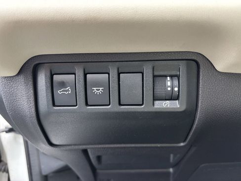 Used 2023 Subaru Ascent Limited image 33