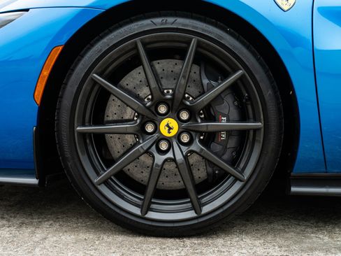 Used 2023 Ferrari 296 GTS RWD image 37