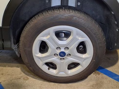 Used 2017 Ford Escape S FWD image 23