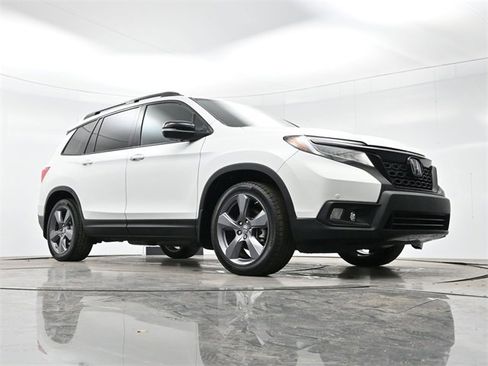 Used 2020 Honda Passport Touring image 31