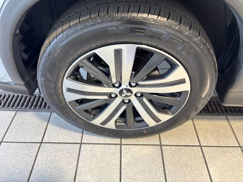 Used 2025 Mitsubishi Outlander Sport AWD image 5