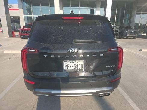 Used 2021 Kia Telluride EX w/ EX Premium Package FWD image 7