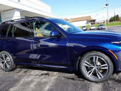 New 2026 BMW X7 xDrive40i w/ Executive Package image 3
