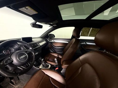 Used 2018 Audi Q3 2.0T Premium image 12