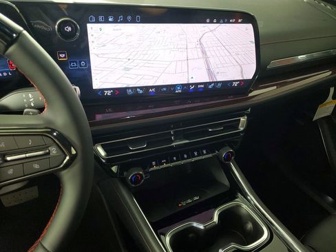 New 2026 Chevrolet Traverse RS image 17