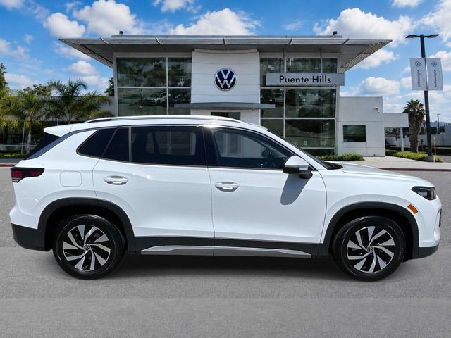 Used 2026 Volkswagen Tiguan S FWD image 3