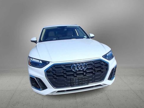 Certified 2023 Audi Q5 2.0T Premium w/ Convenience Package image 3