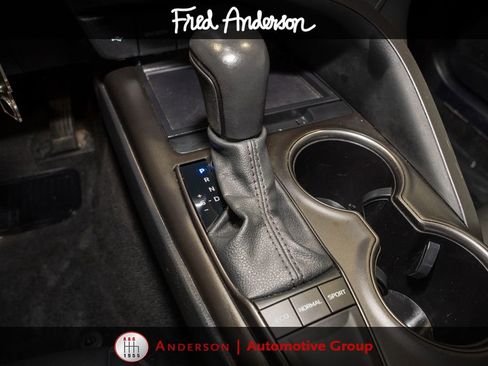 Used 2024 Toyota Camry SE FWD image 15