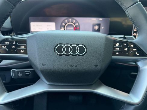 New 2026 Audi Q3 quattro 2.0T AWD/4WD image 18