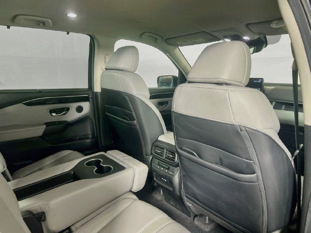 Used 2025 Honda Pilot EX-L image 20