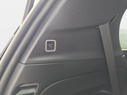Used 2019 Chrysler Pacifica Touring-L w/ Advanced Safetytec Group FWD image 31