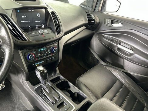 Used 2018 Ford Escape SEL image 36