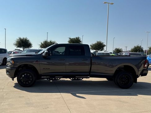 Used 2024 RAM 3500 Big Horn w/ Night Edition AWD/4WD image 5