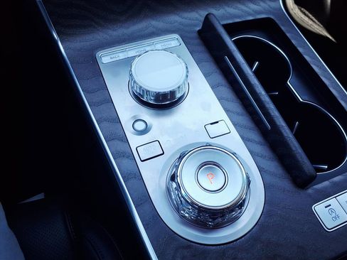 Certified 2026 Genesis G80 2.5T Advanced image 26