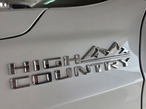 Used 2021 Chevrolet Tahoe High Country image 7