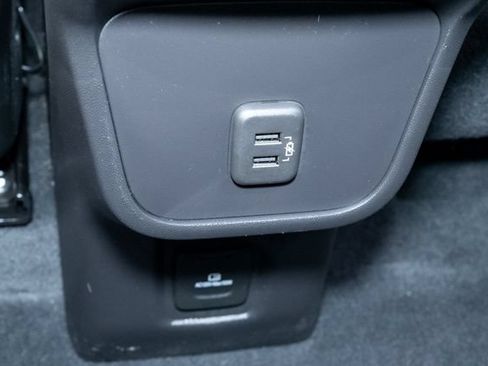 Used 2024 Chevrolet Equinox RS FWD image 25