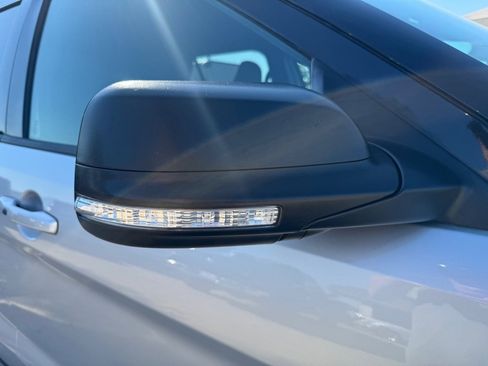 Used 2019 Ford Explorer XLT w/ Equipment Group 201A image 11