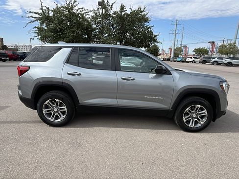 Used 2026 GMC Terrain Elevation FWD image 9
