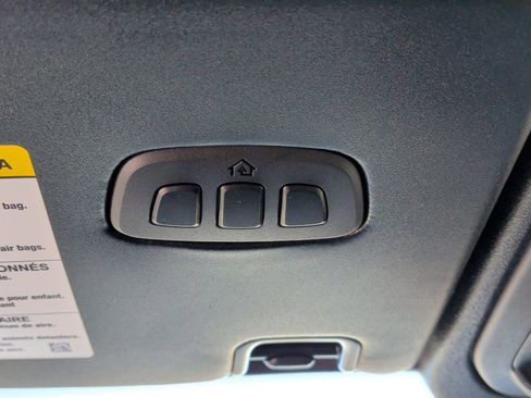 Used 2024 Ford Bronco Wildtrak image 21