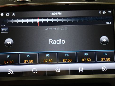 Used 2014 Dodge Journey SXT w/ Flexible Seating Group image 14